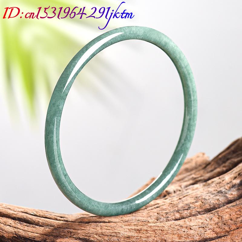 Natural Burmese Jadeite Bracel - Vintage Fashion Design recension och pris