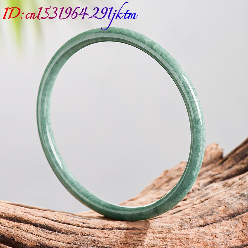 Natural Burmese Jadeite Bracel - Vintage Fashion Design recension och pris