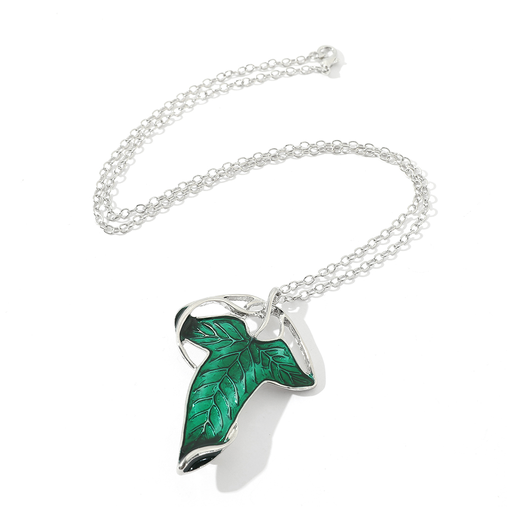 Vintage Green Leaf Pendant Nec - Vintage Fashion Model recension och pris