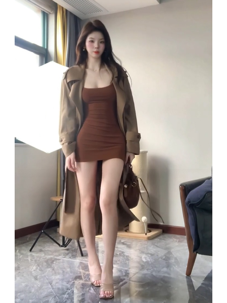 Strive Elegant Double-Row Butt - Vintage Fashion Years recension och pris