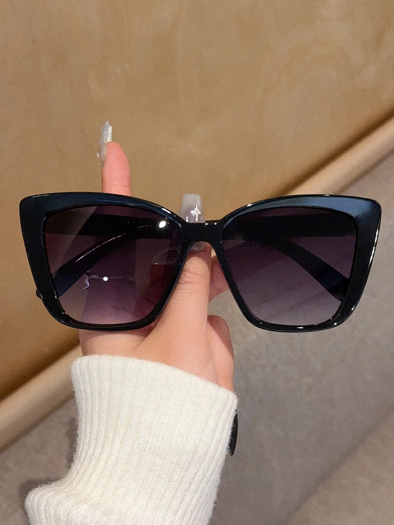 Trendy Cat Eye Sunglasses for  - Vintage Fashion Glasses recension och pris