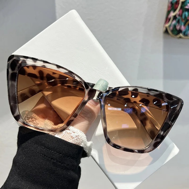 Trendy Cat Eye Sunglasses for  - Vintage Fashion Glasses recension och pris