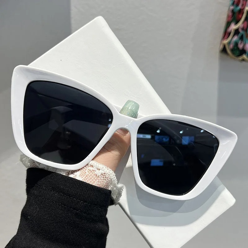 Trendy Cat Eye Sunglasses for  - Vintage Fashion Glasses recension och pris