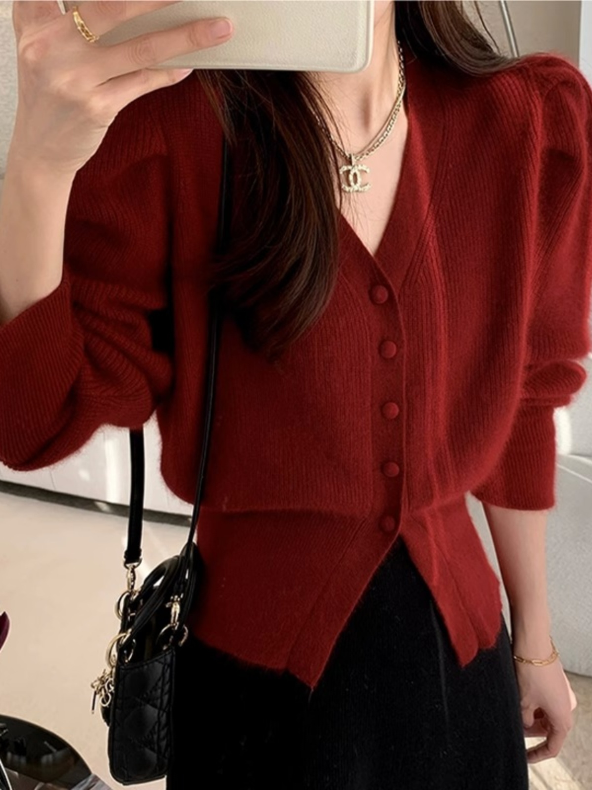 Red V-Neck Knitted Sweater Coa - Vintage Fashion Years recension och pris