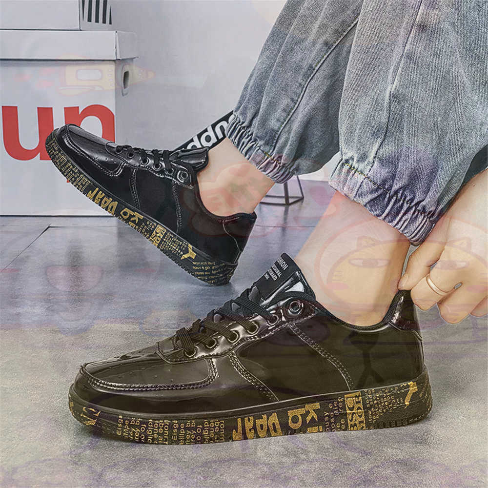 Round Foot Size 45 Sneakers Wh - Vintage Fashion Brands Uk recension och pris