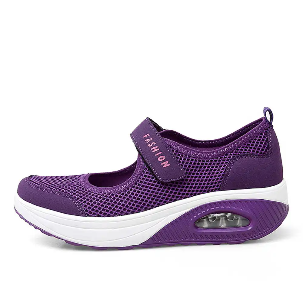 36-41 Demi-season Colored Snea - Vintage Fashion Brands Uk recension och pris