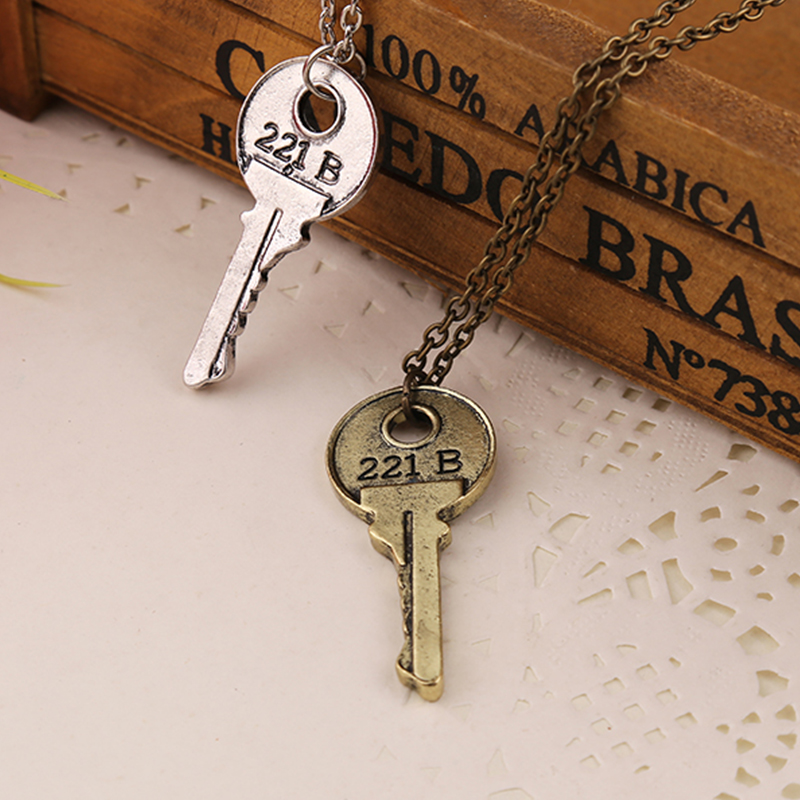 Sherlock 221b House Key Neckla - Vintage Fashion Houses recension och pris